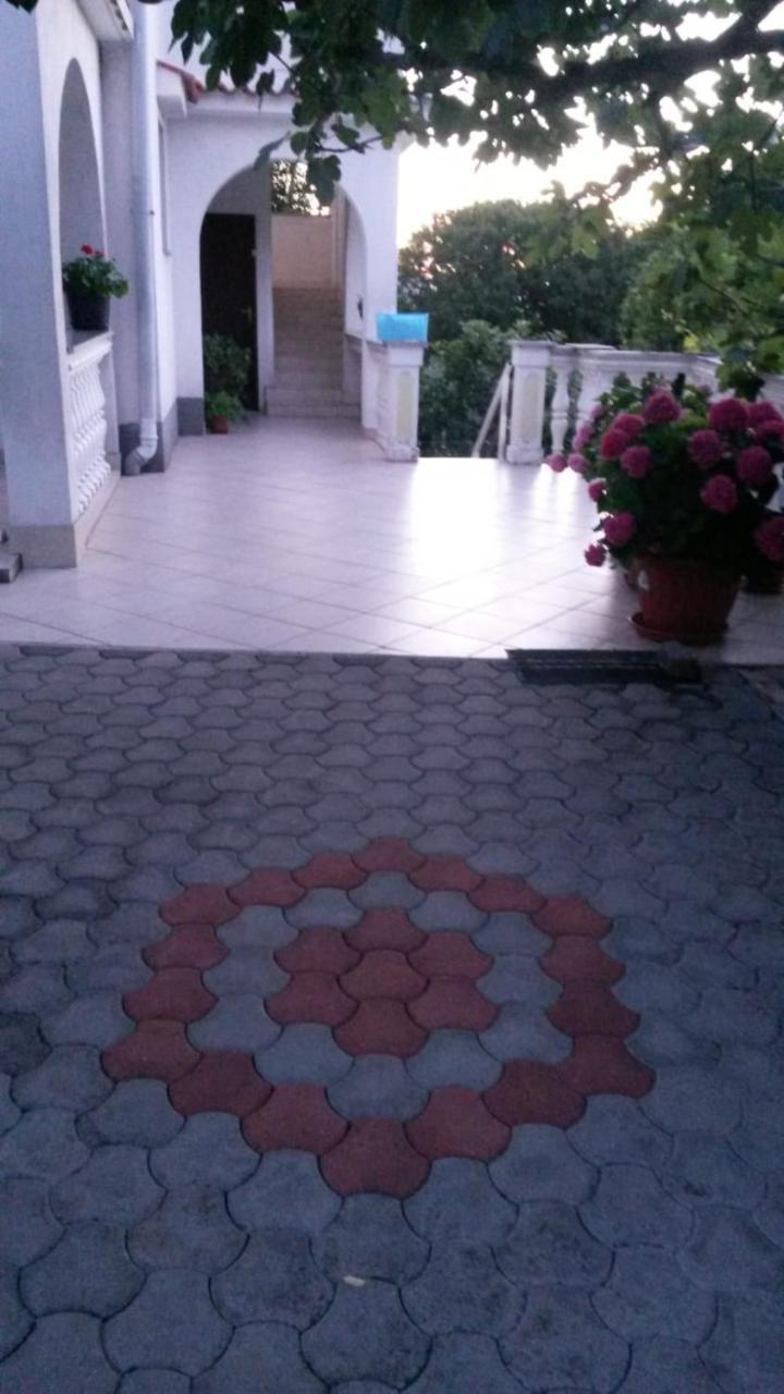 מאלינסקה Apartments Rendulic מראה חיצוני תמונה
