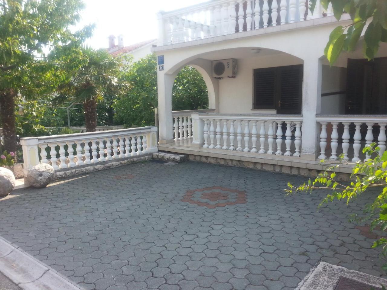 מאלינסקה Apartments Rendulic מראה חיצוני תמונה