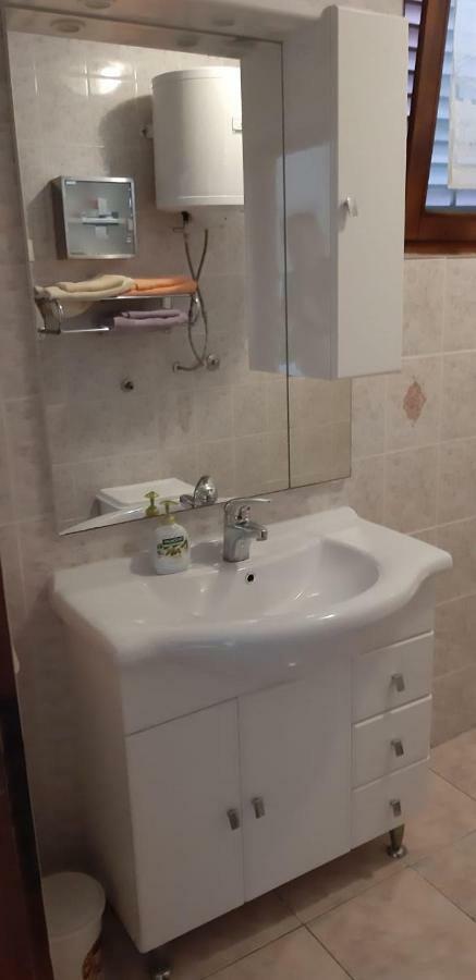 מאלינסקה Apartments Rendulic מראה חיצוני תמונה